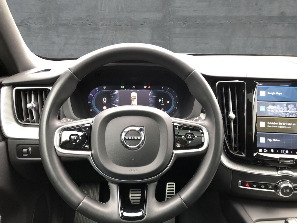 Volvo XC60 2022