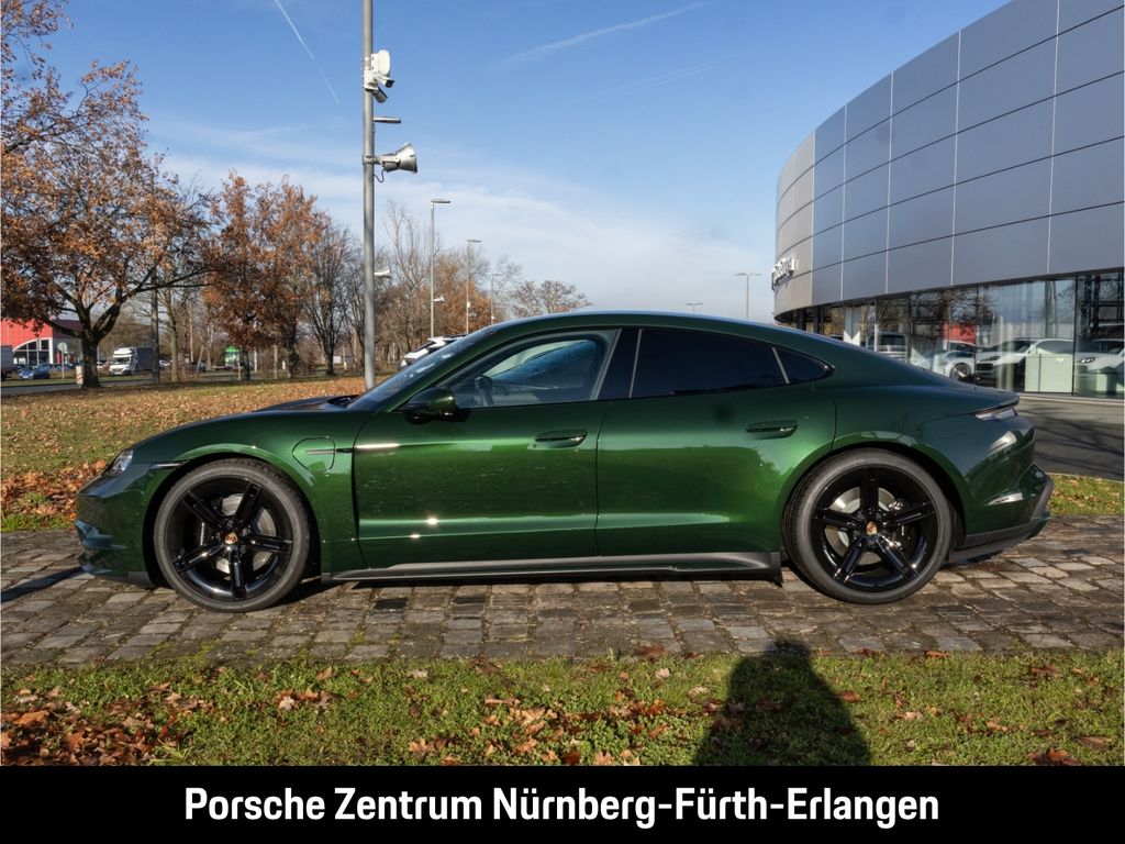 Porsche Taycan 2025