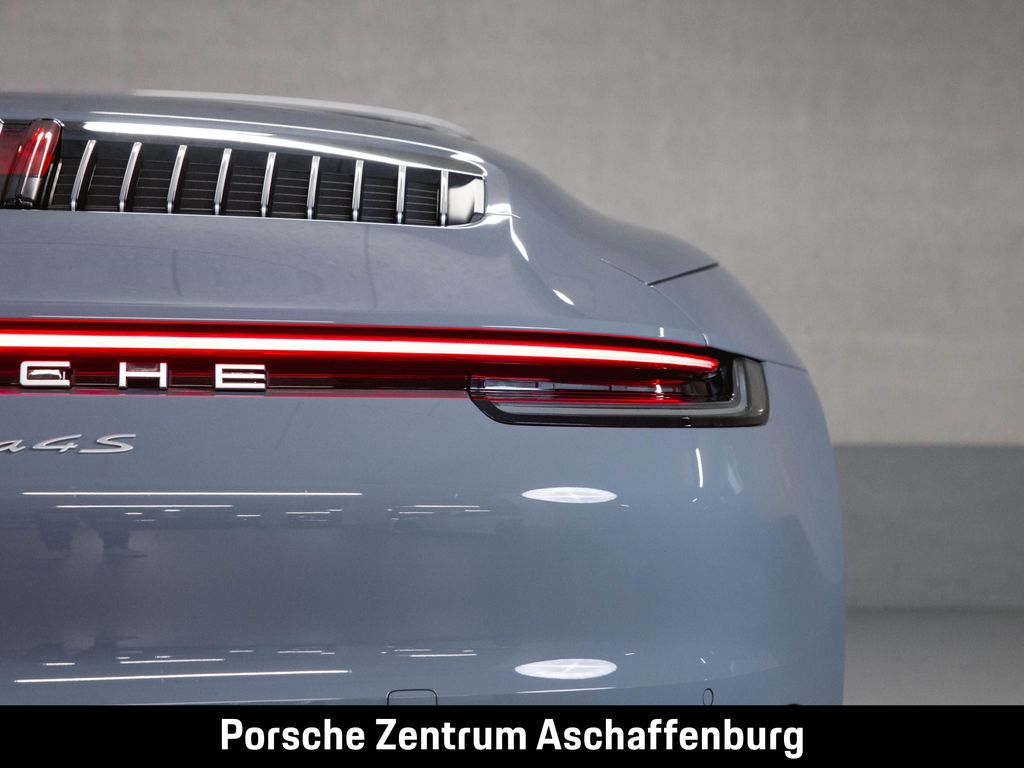 Porsche 992 2024
