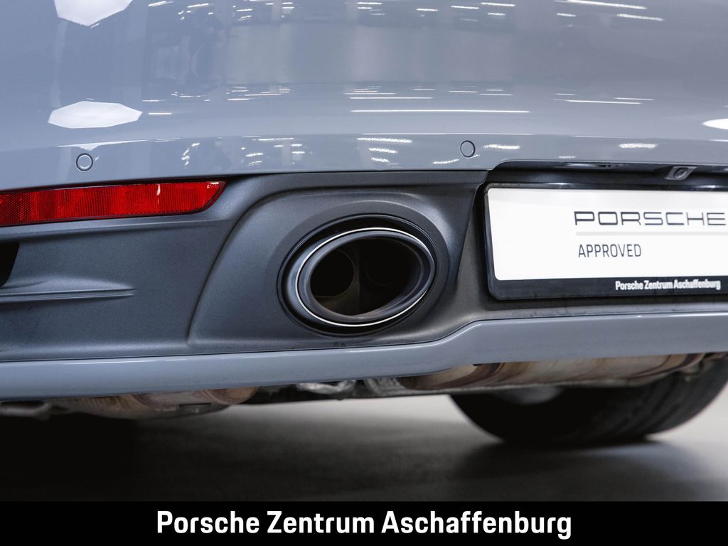Porsche 992 2024