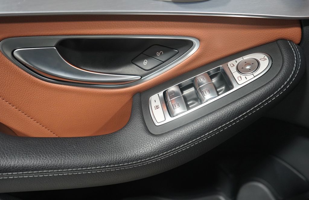 Mercedes-Benz C 300 2020