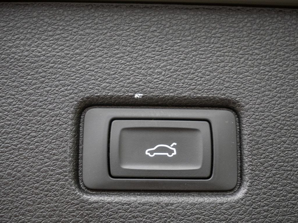 Audi SQ5 2022