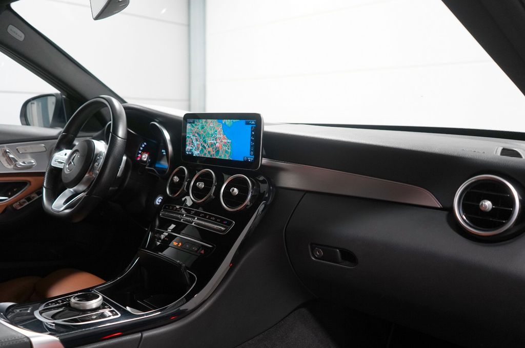 Mercedes-Benz C 300 2020