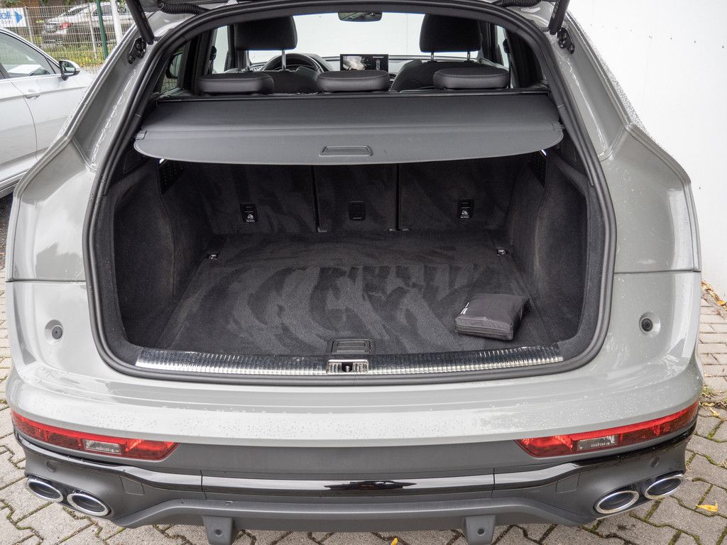 Audi SQ5 2022