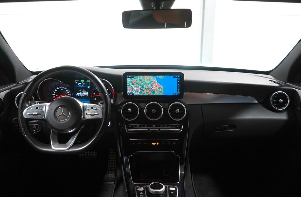 Mercedes-Benz C 300 2020