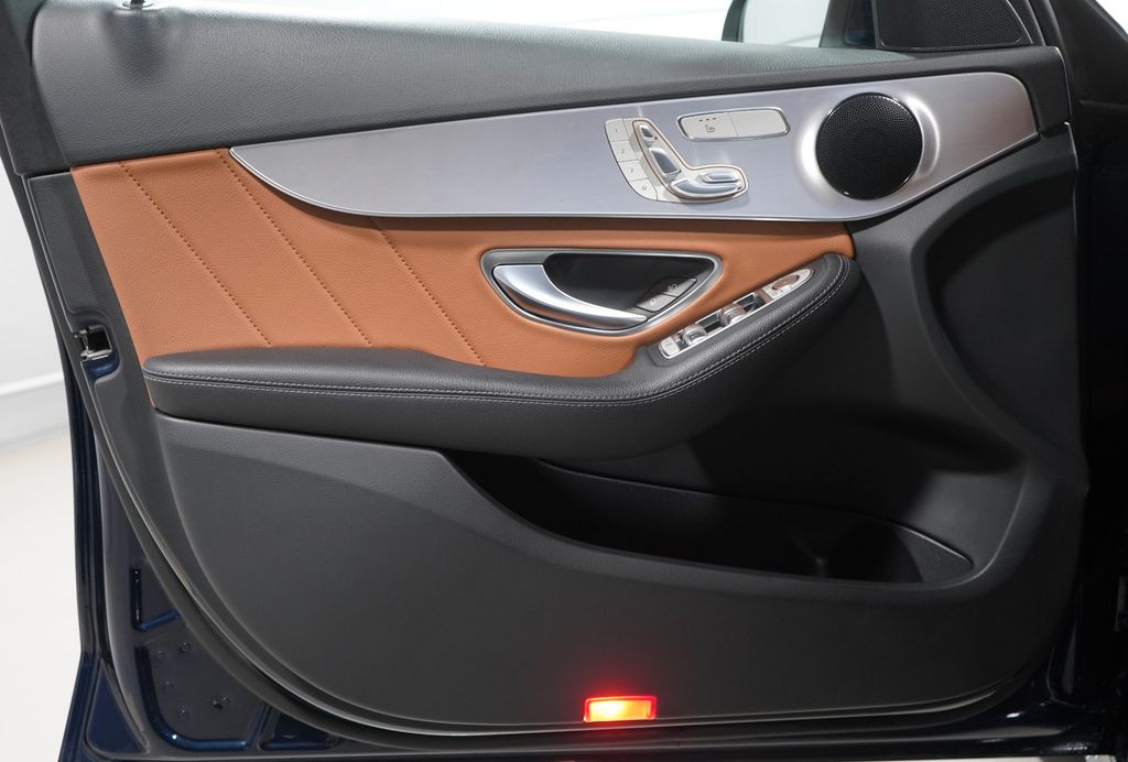 Mercedes-Benz C 300 2020