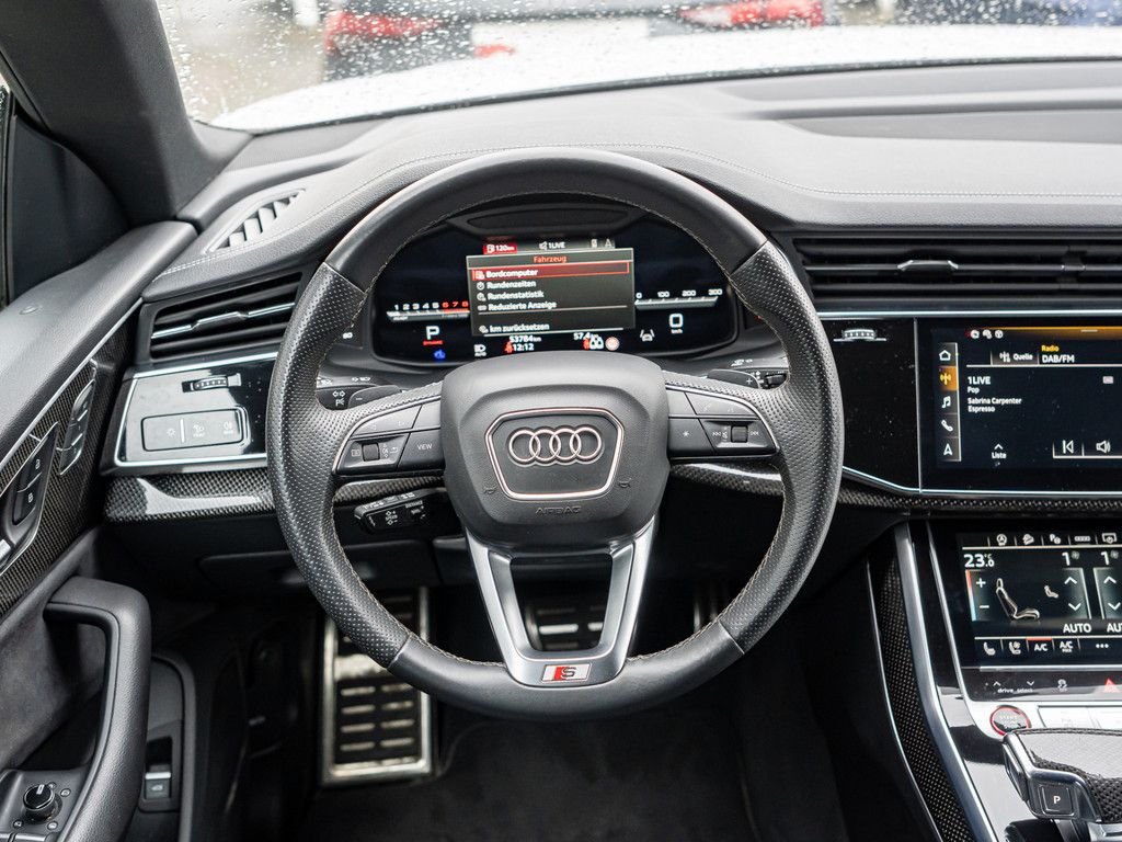 Audi SQ8 2023