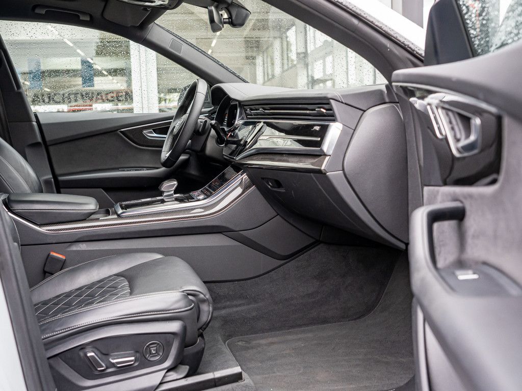 Audi SQ8 2023