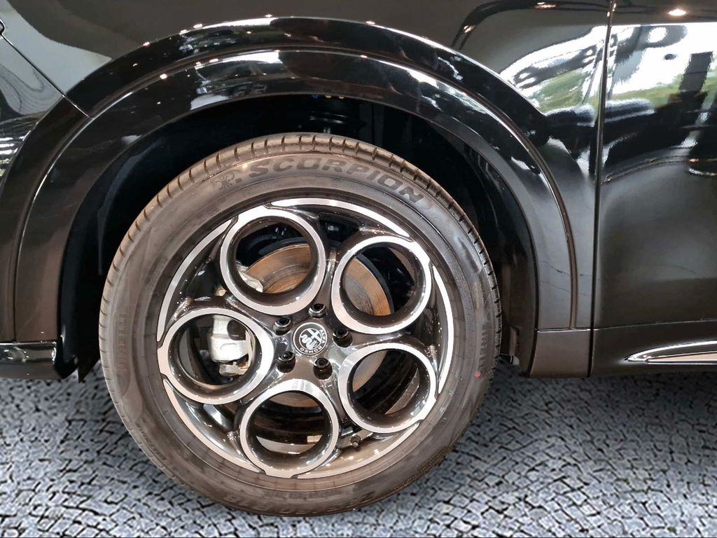 Alfa Romeo Tonale 2025