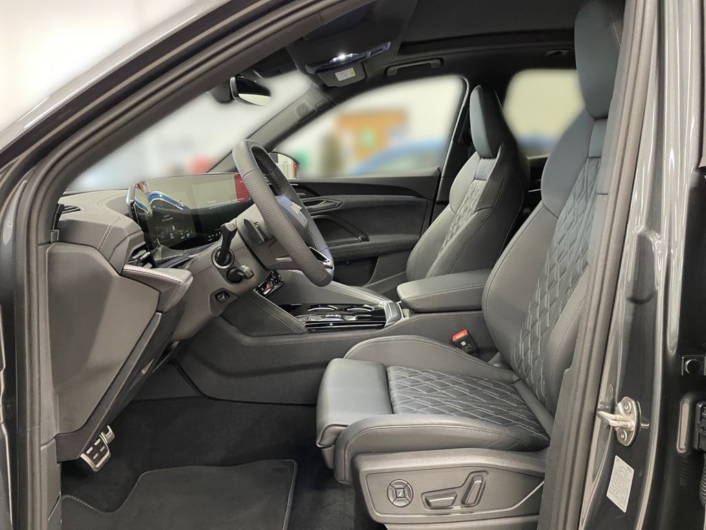 Audi SQ5 2025