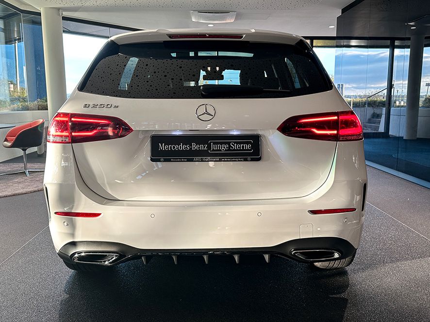 Mercedes-Benz B 250 2022