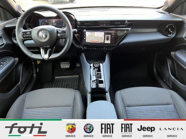 Alfa Romeo Junior 2025