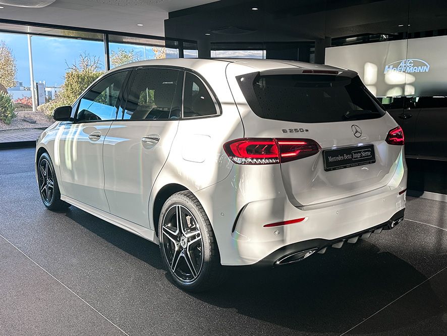 Mercedes-Benz B 250 2022