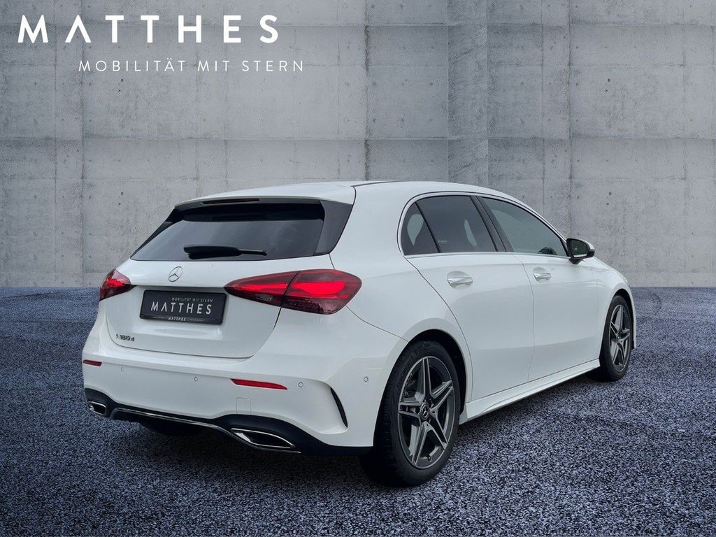 Mercedes-Benz A 180 2025