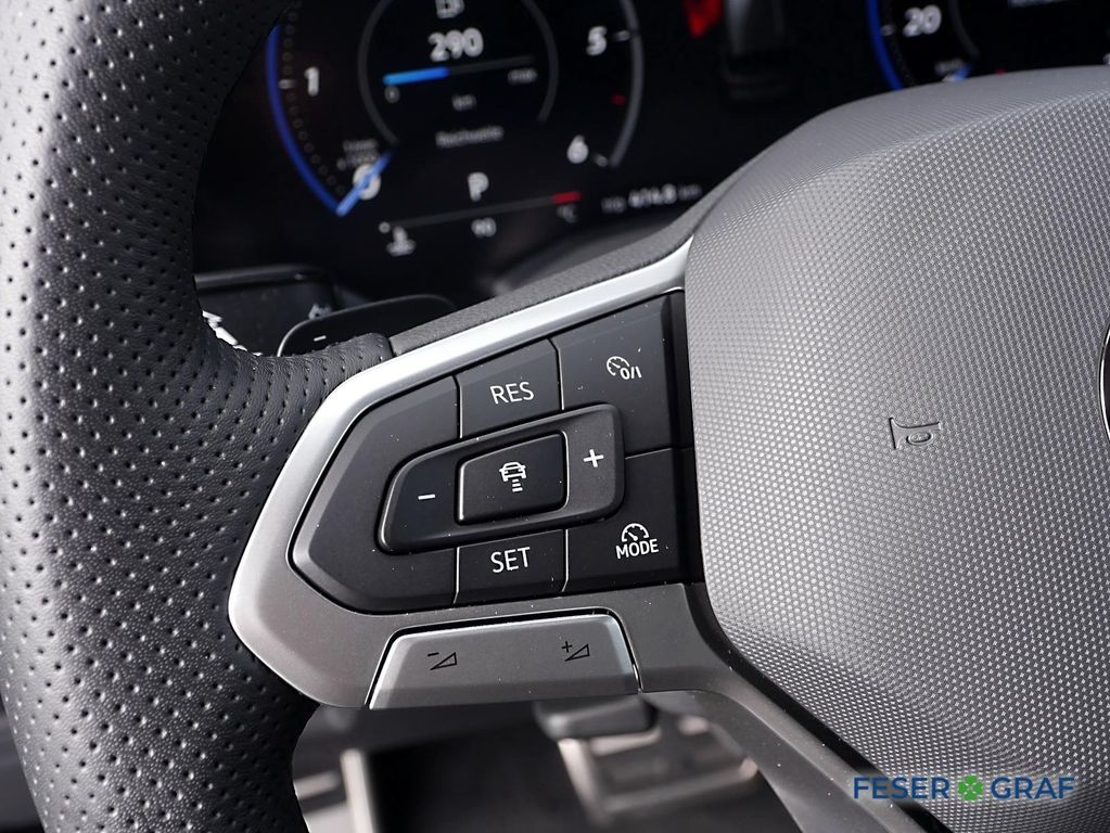 Volkswagen Touareg 2025