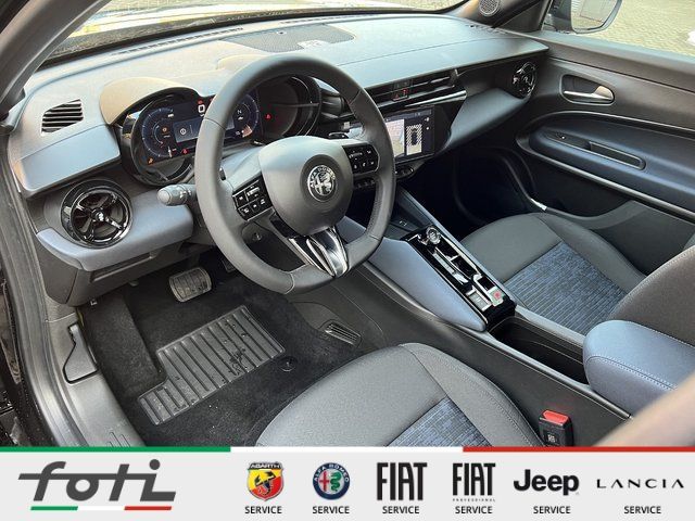 Alfa Romeo Junior 2025