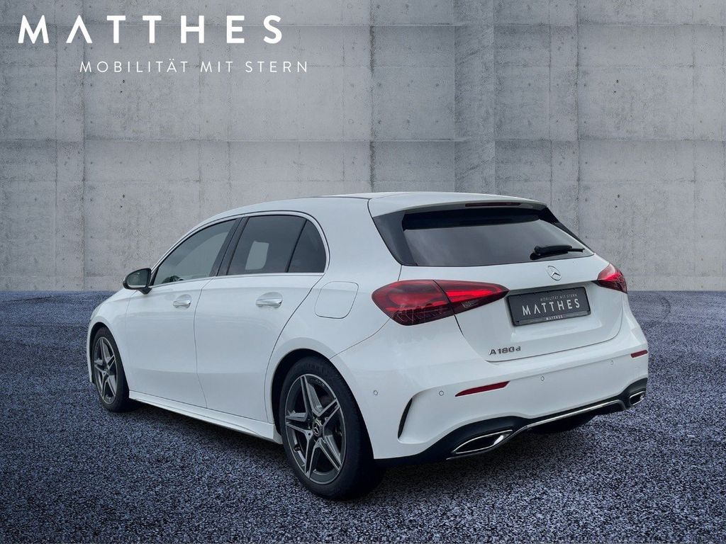 Mercedes-Benz A 180 2025