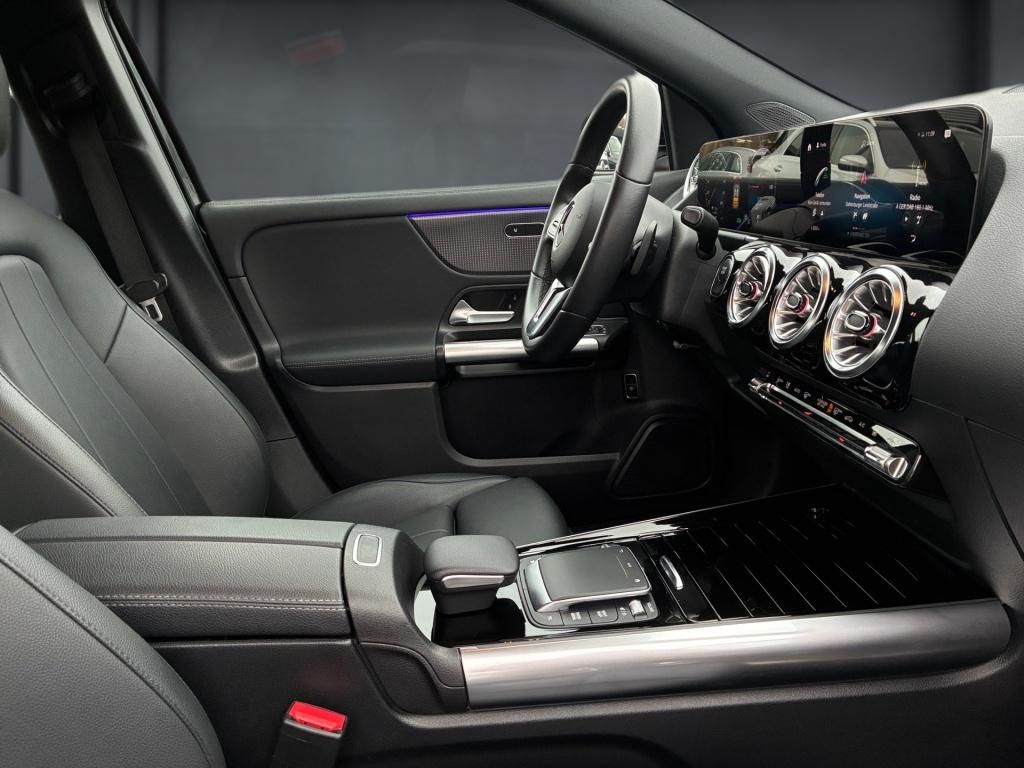 Mercedes-Benz EQA 2023