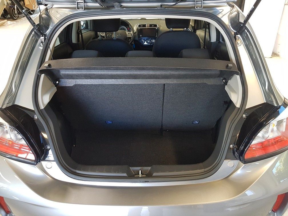 Mitsubishi Space Star 2023