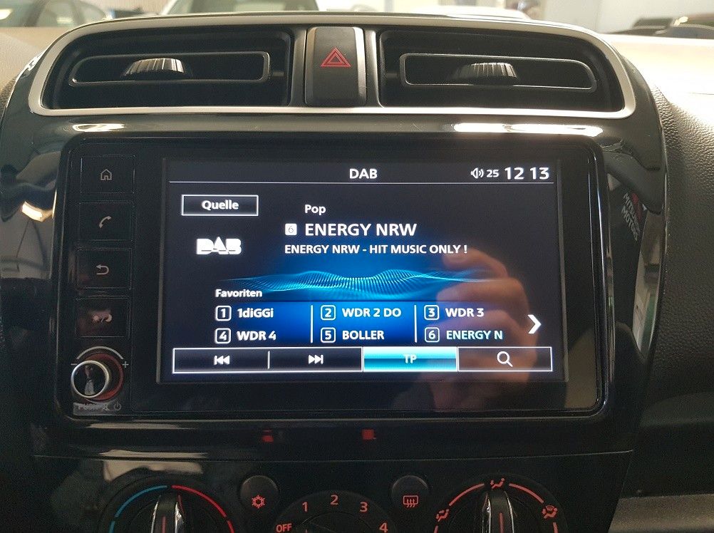 Mitsubishi Space Star 2023