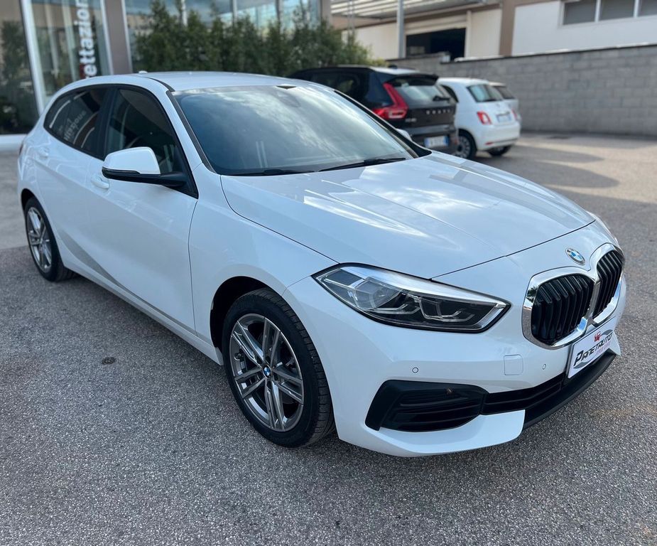 BMW 116 2022
