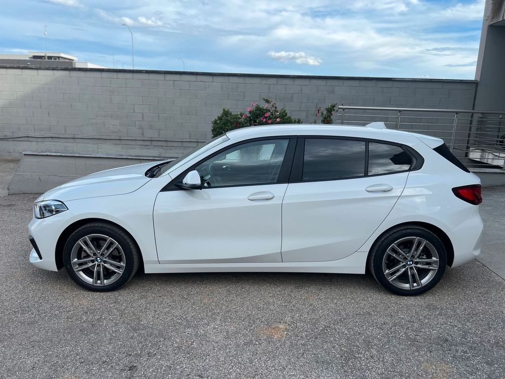 BMW 116 2022
