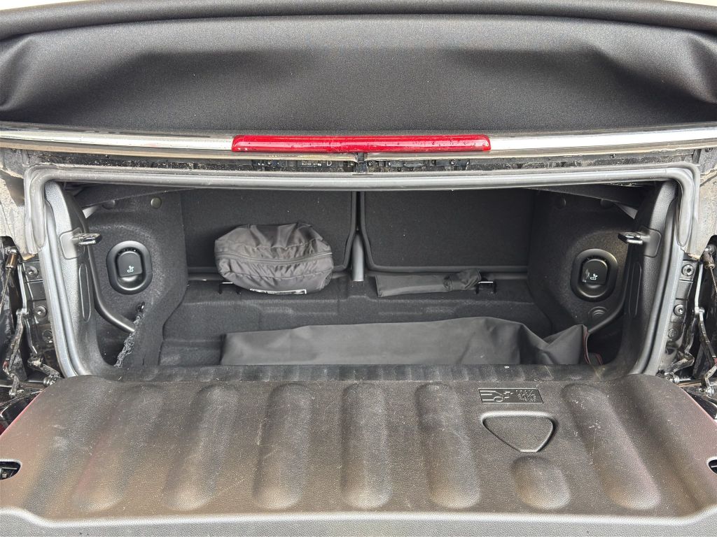 MINI Cooper Cabrio 2022