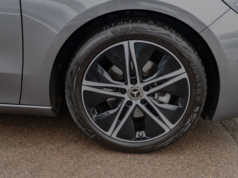 Mercedes-Benz B 200 2024