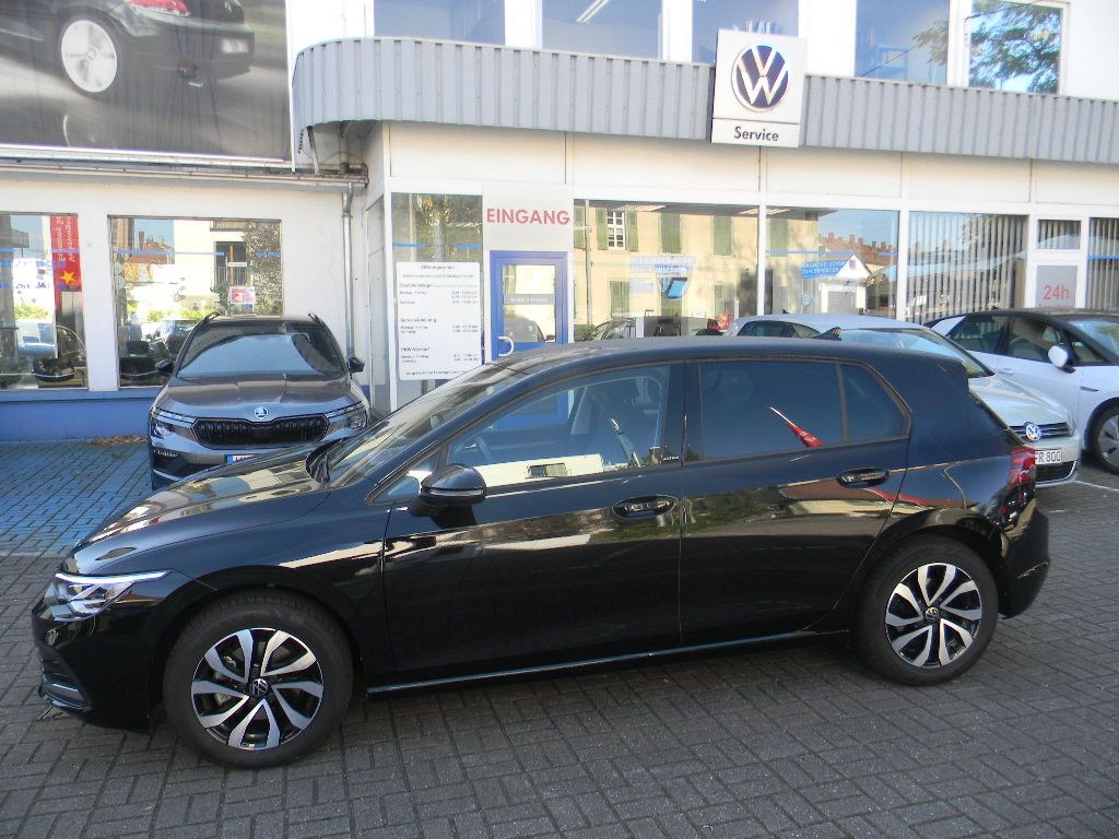 Volkswagen Golf 2021