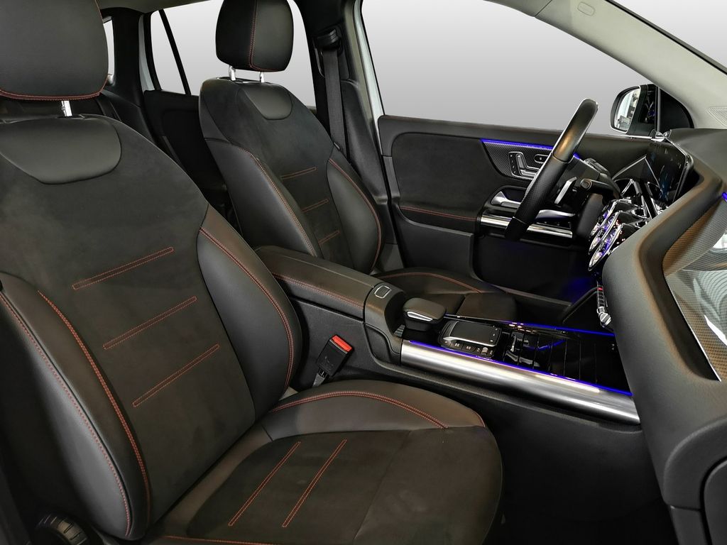 Mercedes-Benz GLA 180 2021