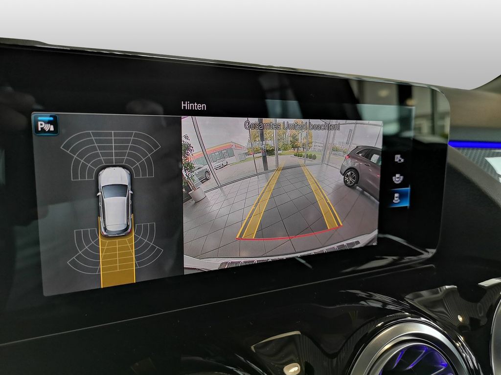 Mercedes-Benz GLA 180 2021