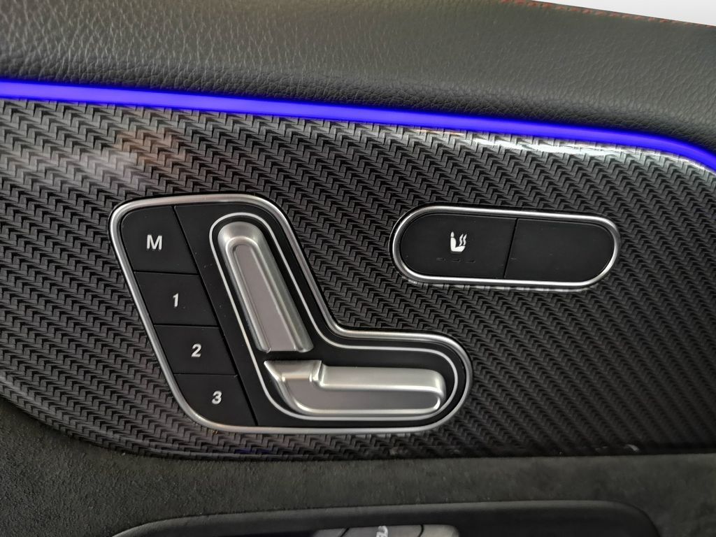 Mercedes-Benz GLA 180 2021