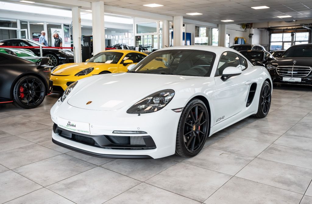 Porsche Cayman 2021