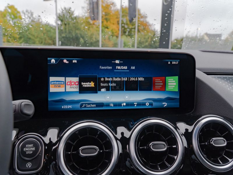 Mercedes-Benz B 200 2024