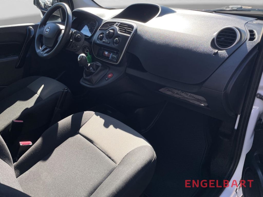 Nissan NV250 2021