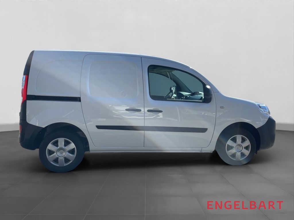 Nissan NV250 2021