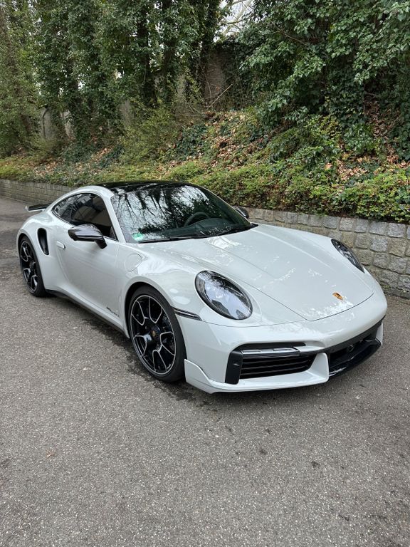 Porsche 911 2023