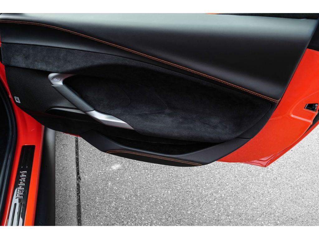 Ferrari 296 GTB 2023