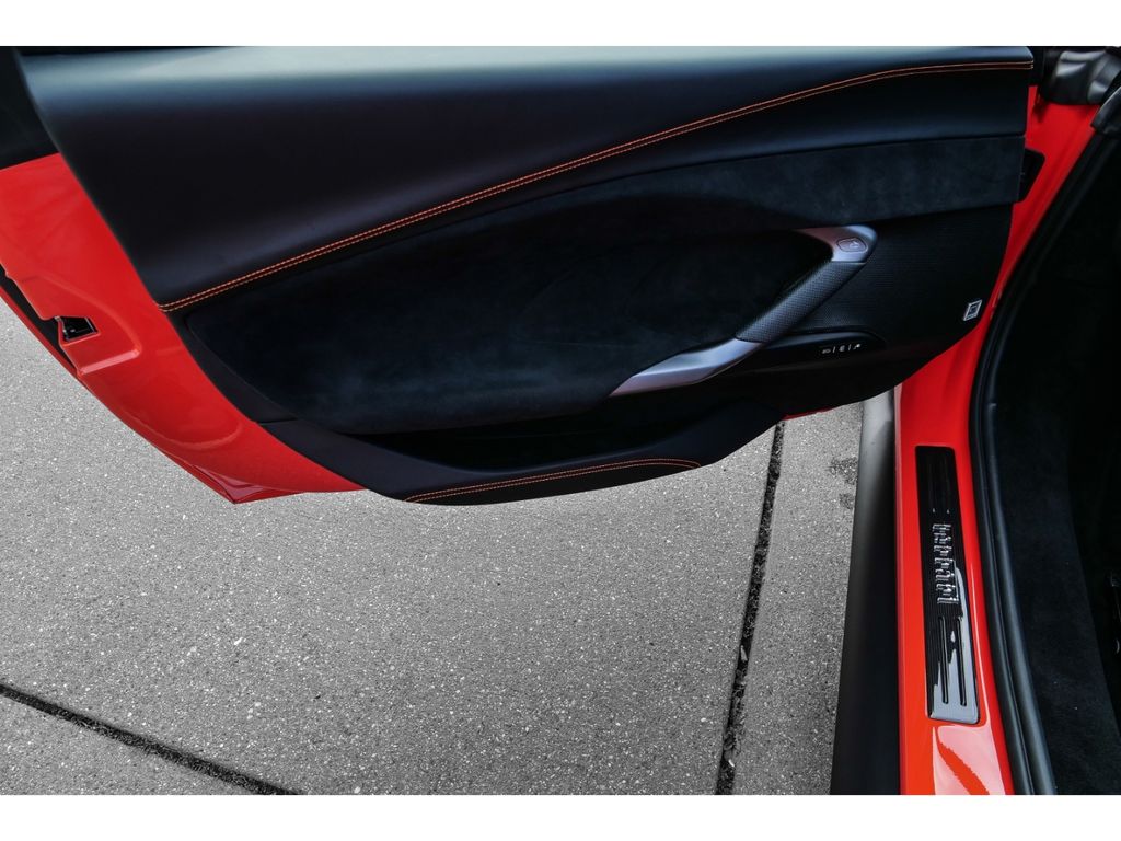 Ferrari 296 GTB 2023