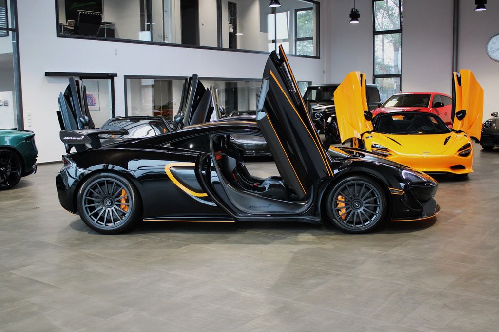 McLaren 620R 2021