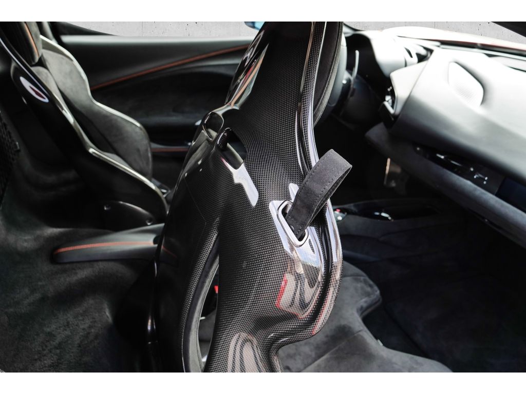 Ferrari 296 GTB 2023