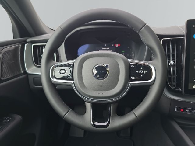 Volvo XC60 2025