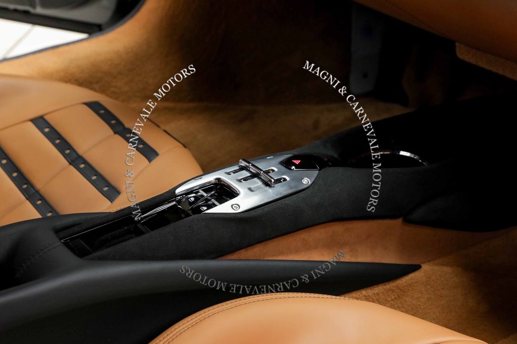 Ferrari 296 GTB 2023