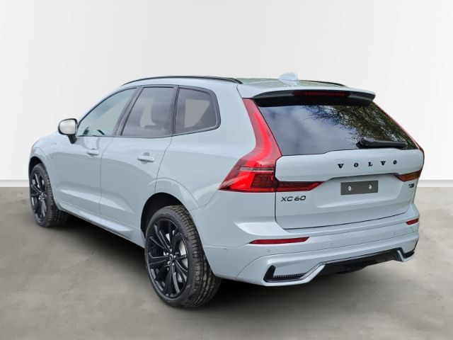 Volvo XC60 2025