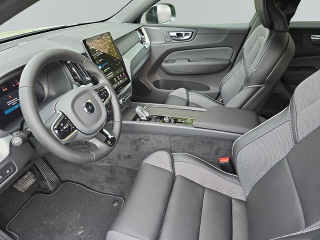 Volvo XC60 2025