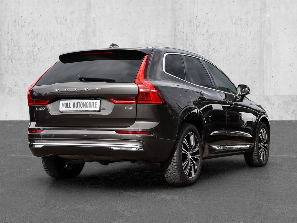 Volvo XC60 2022