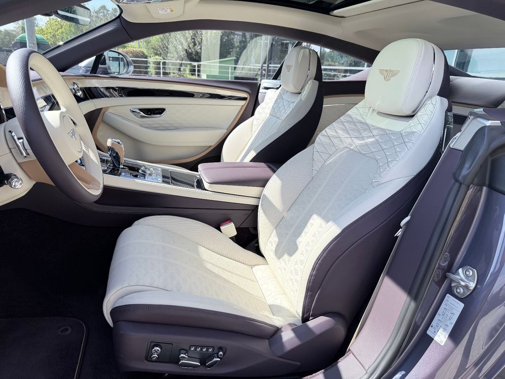Bentley Continental GT 2025
