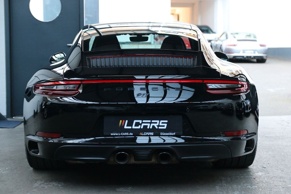 Porsche 991 2018