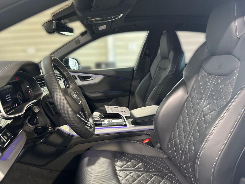 Audi Q8 2025