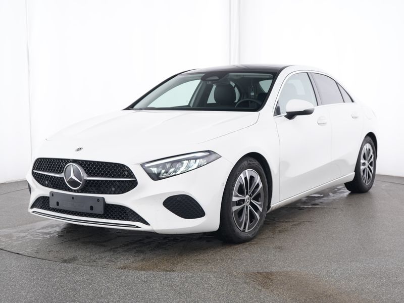 Mercedes-Benz A 180 2024